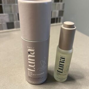 Luna Daily The Everything Oil